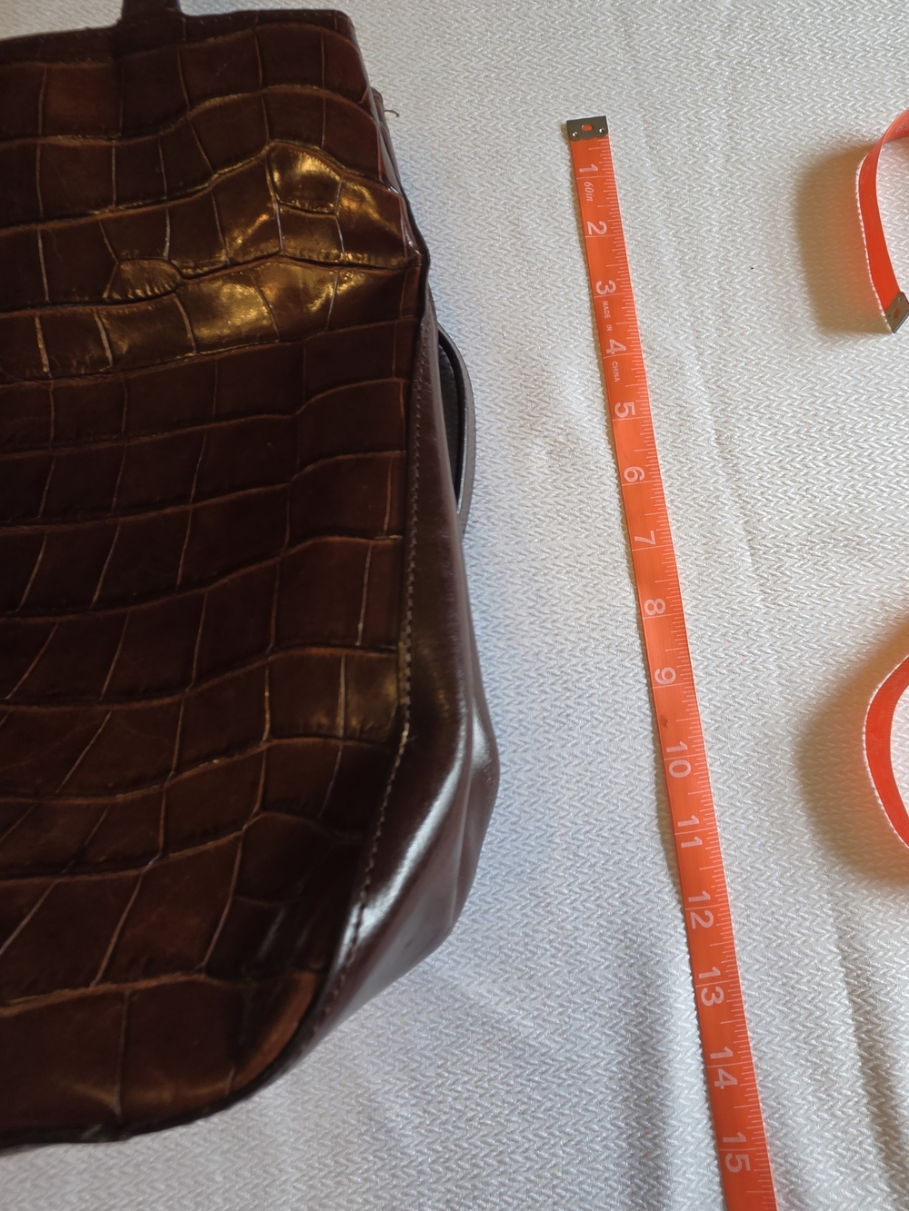 Italian Leather Brown Croc-Embossed Leather Tote Bag - Picture 11 of 12